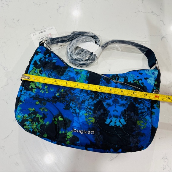 Desigual - Padded sling bag with floral camouflage,  New with Tags! - Picture 3 of 5